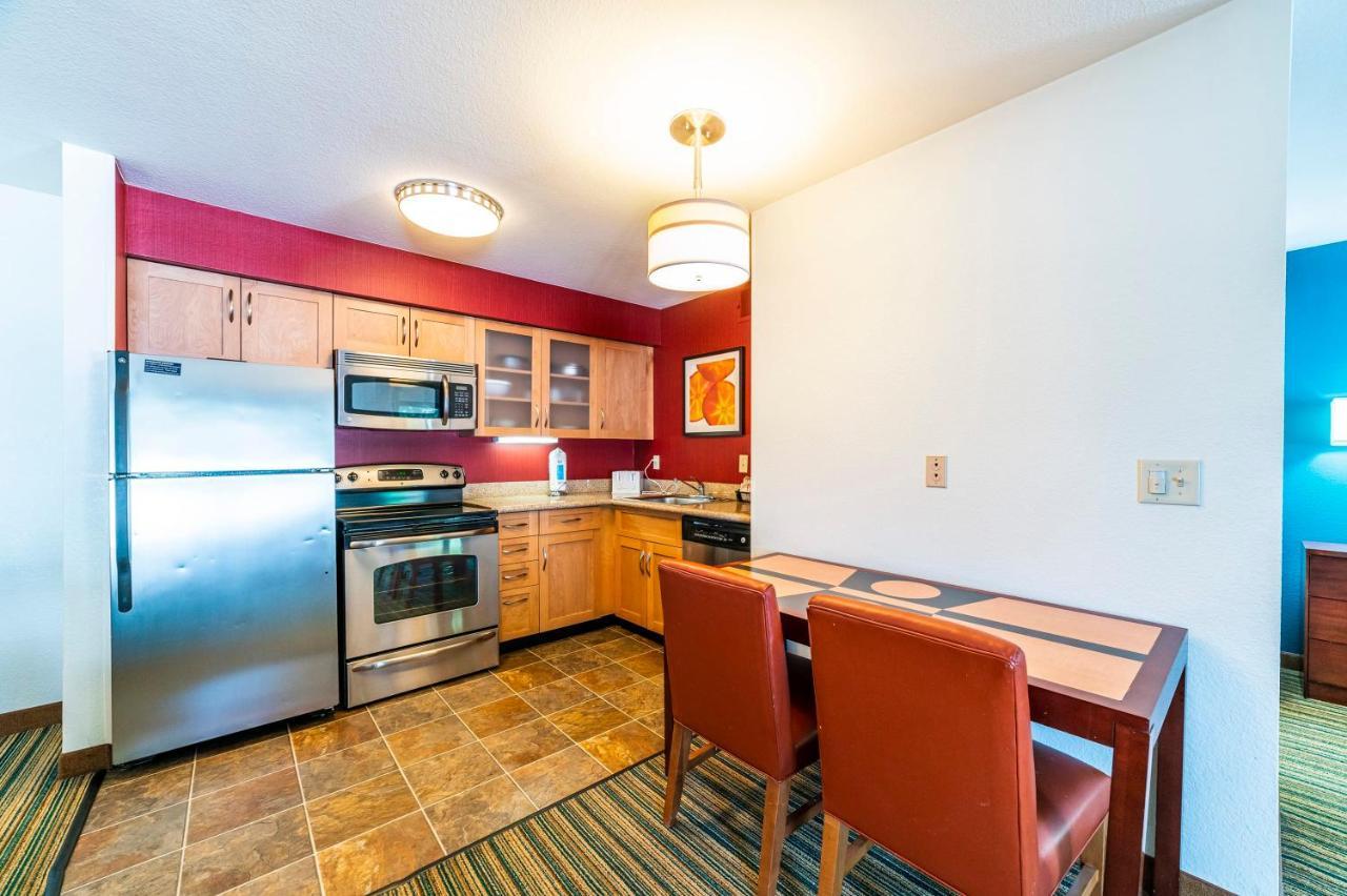 Metro Phx Downstairs Studio Sleeps 4 Ada Accessible フェニックス エクステリア 写真