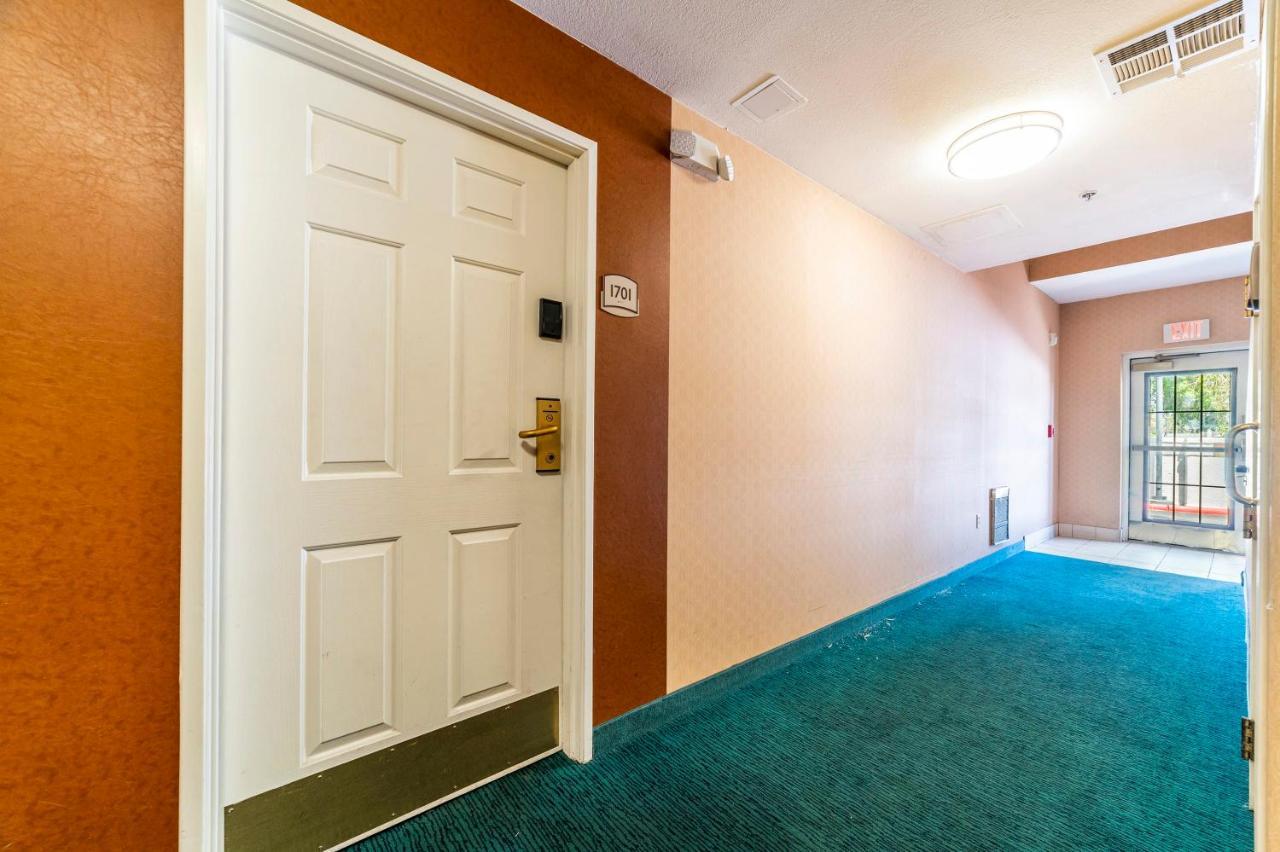Metro Phx Downstairs Studio Sleeps 4 Ada Accessible フェニックス エクステリア 写真